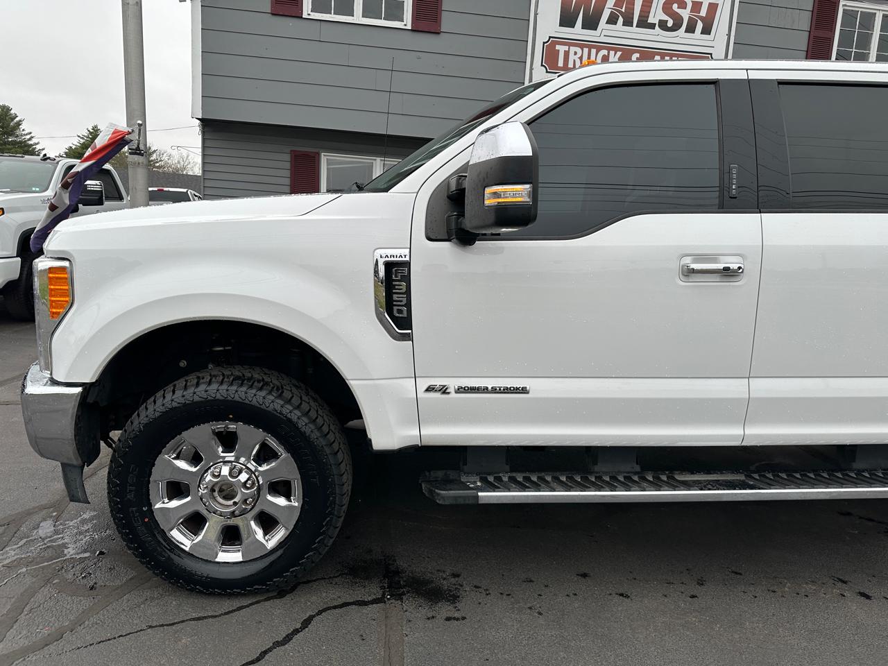 Ford F-350 SD Lariat Crew Cab 4WD 2018
