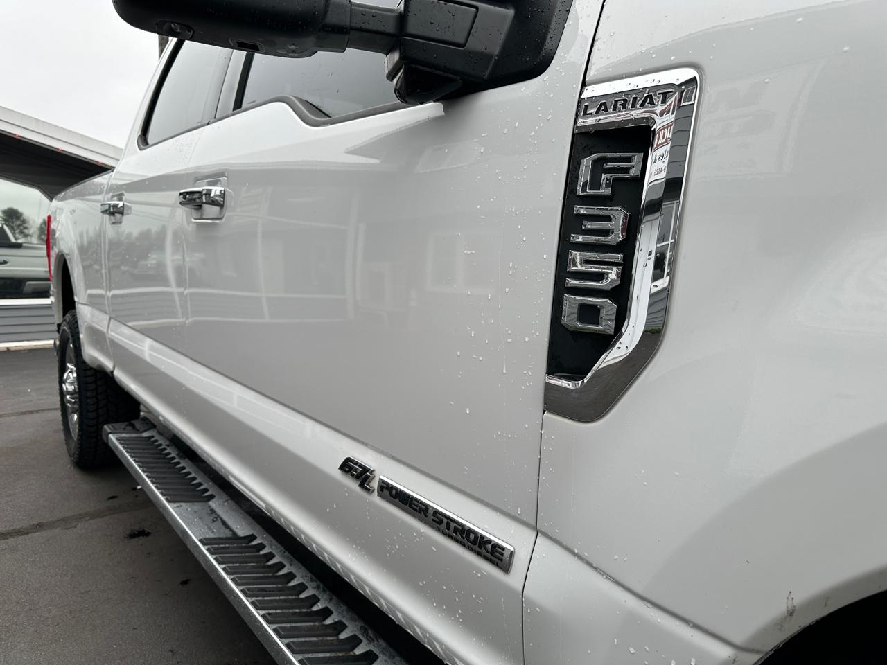 Ford F-350 SD Lariat Crew Cab 4WD 2018
