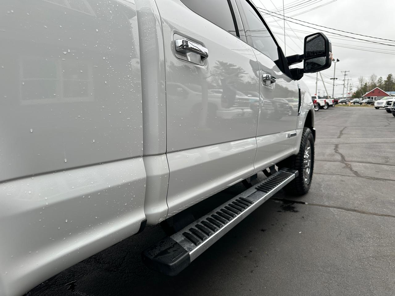 Ford F-350 SD Lariat Crew Cab 4WD 2018