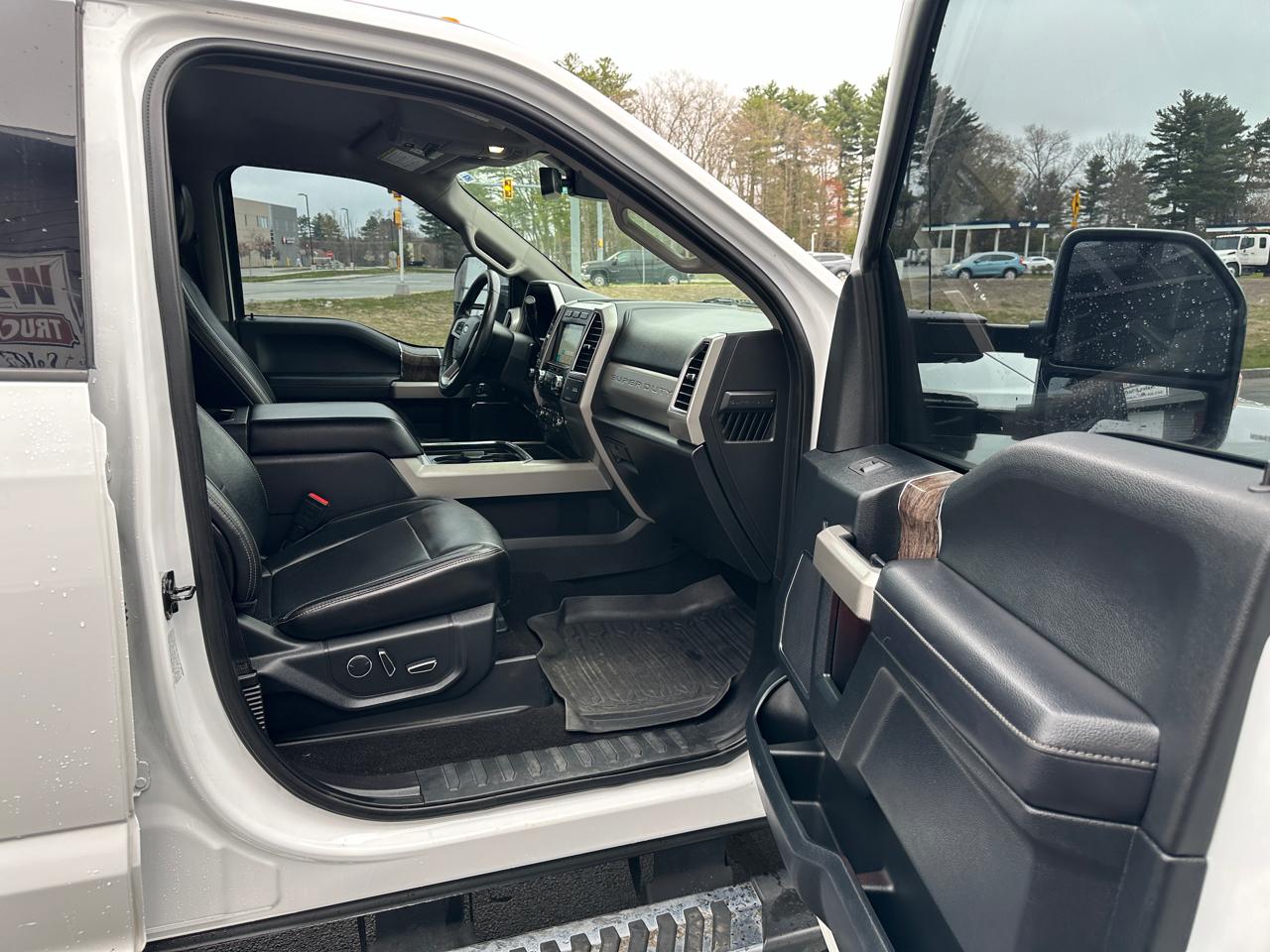 Ford F-350 SD Lariat Crew Cab 4WD 2018