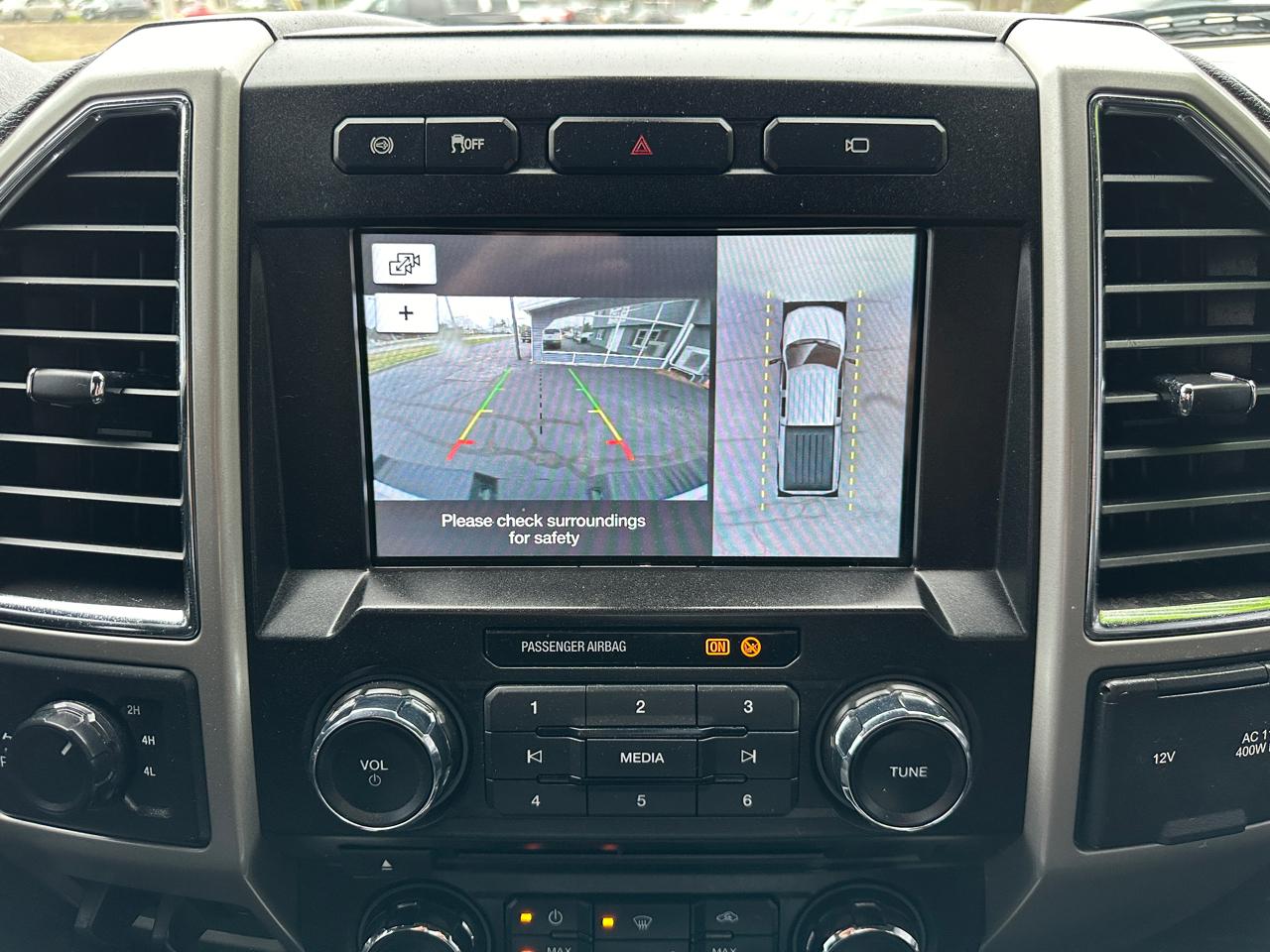 Ford F-350 SD Lariat Crew Cab 4WD 2018