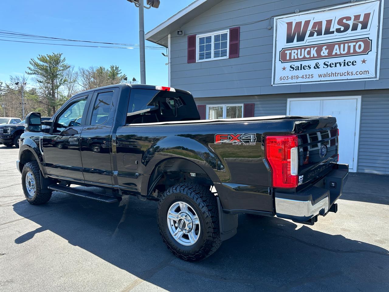 Ford F-350 SD XL SuperCab 4WD 2017