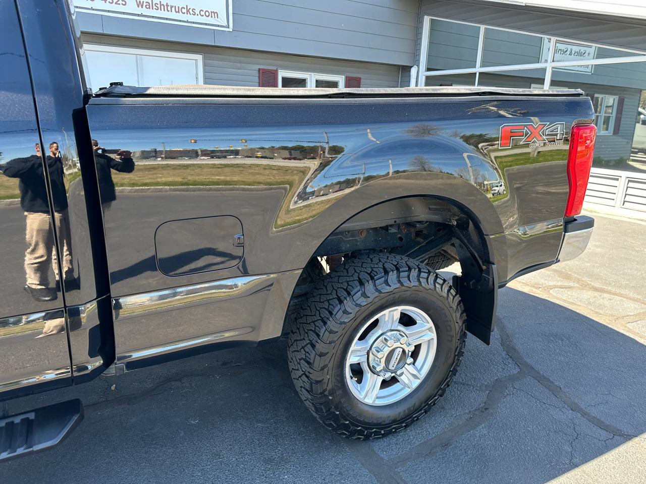 Ford F-350 SD XL SuperCab 4WD 2017