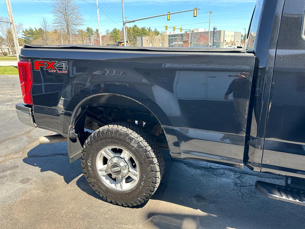 Ford F-350 SD XL SuperCab 4WD 2017