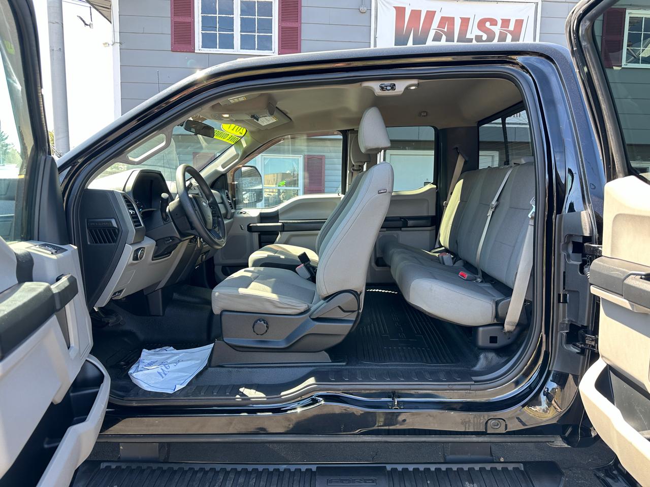 Ford F-350 SD XL SuperCab 4WD 2017