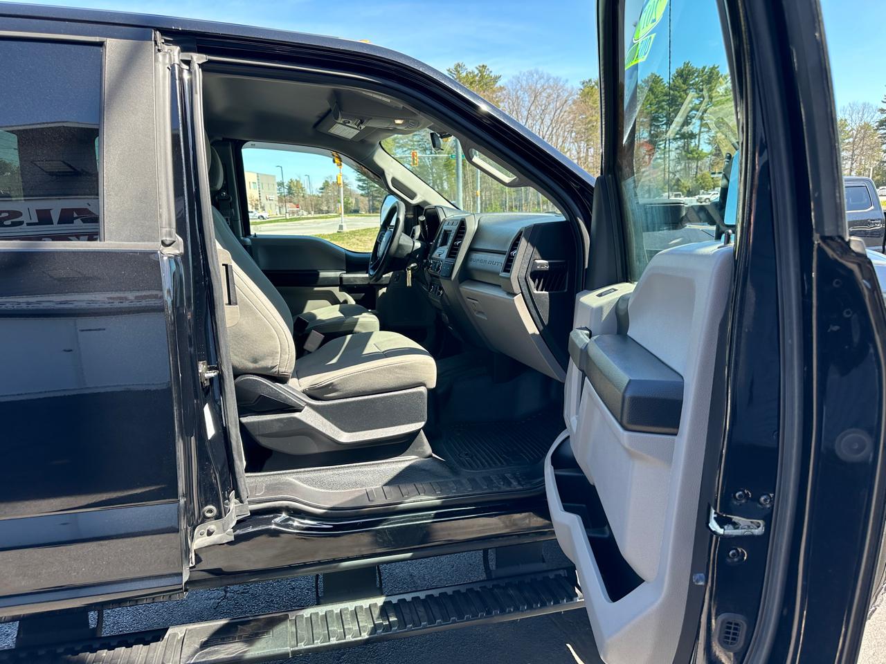 Ford F-350 SD XL SuperCab 4WD 2017