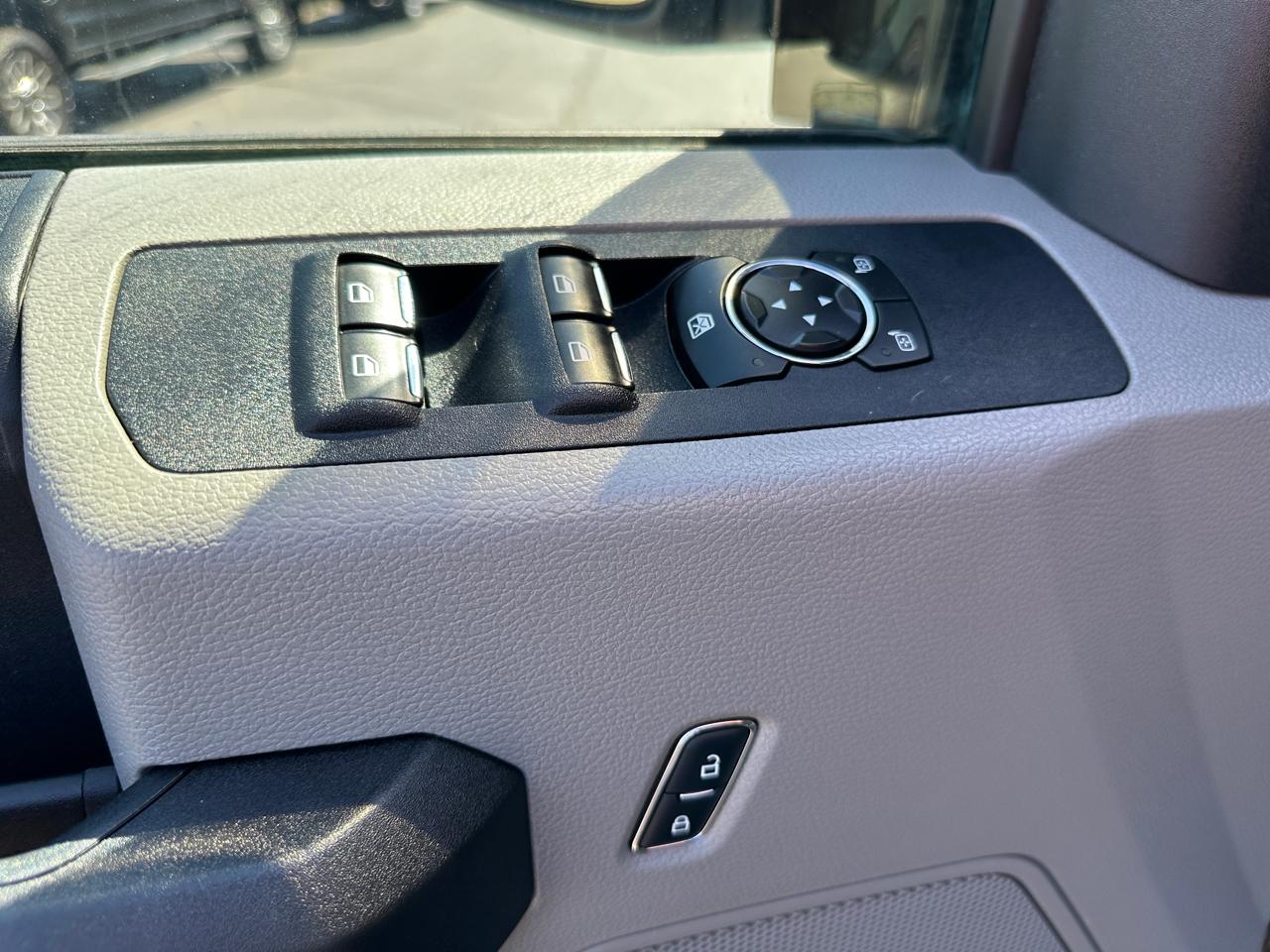 Ford F-350 SD XL SuperCab 4WD 2017