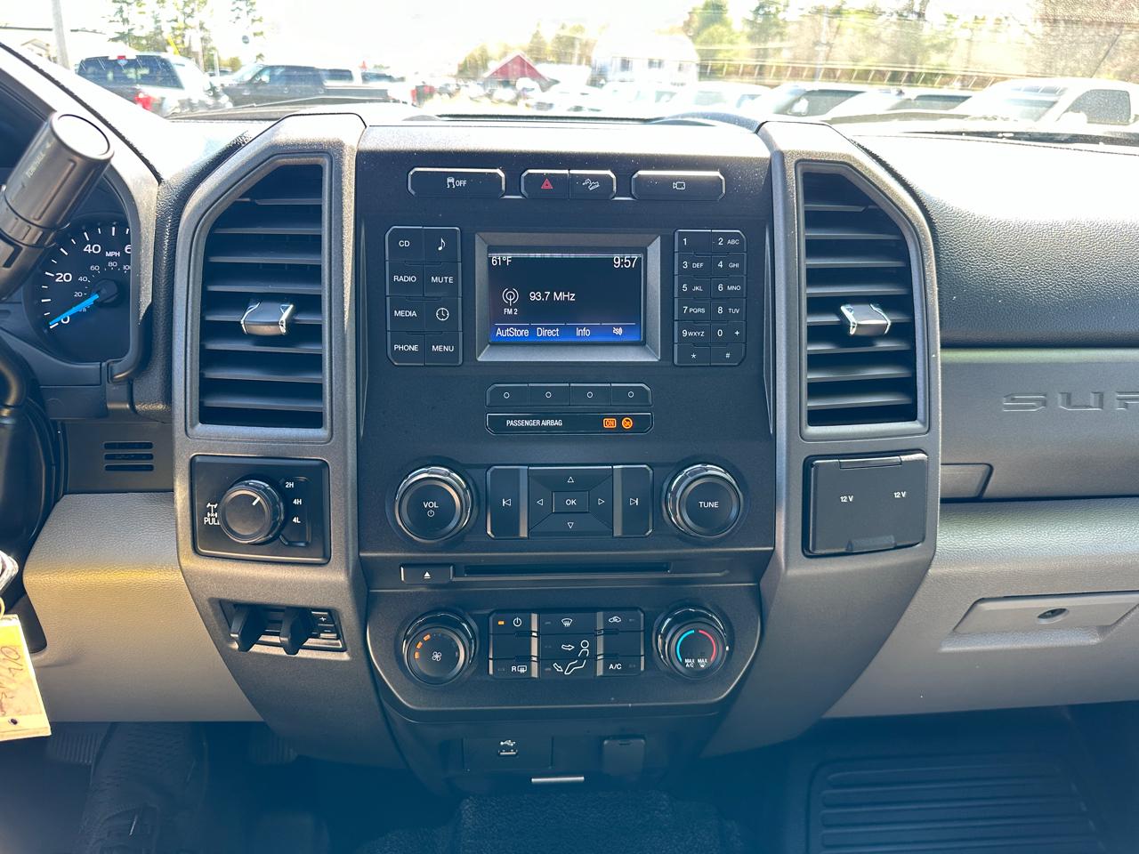 Ford F-350 SD XL SuperCab 4WD 2017