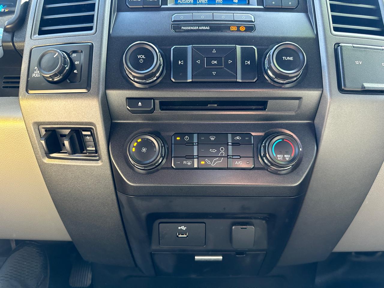 Ford F-350 SD XL SuperCab 4WD 2017