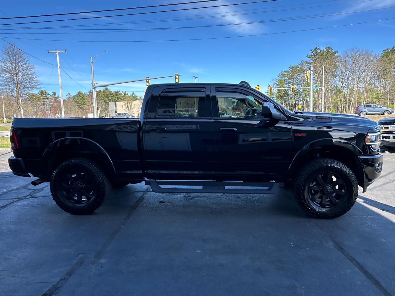 RAM 2500 Laramie Crew Cab SWB 4WD 2022