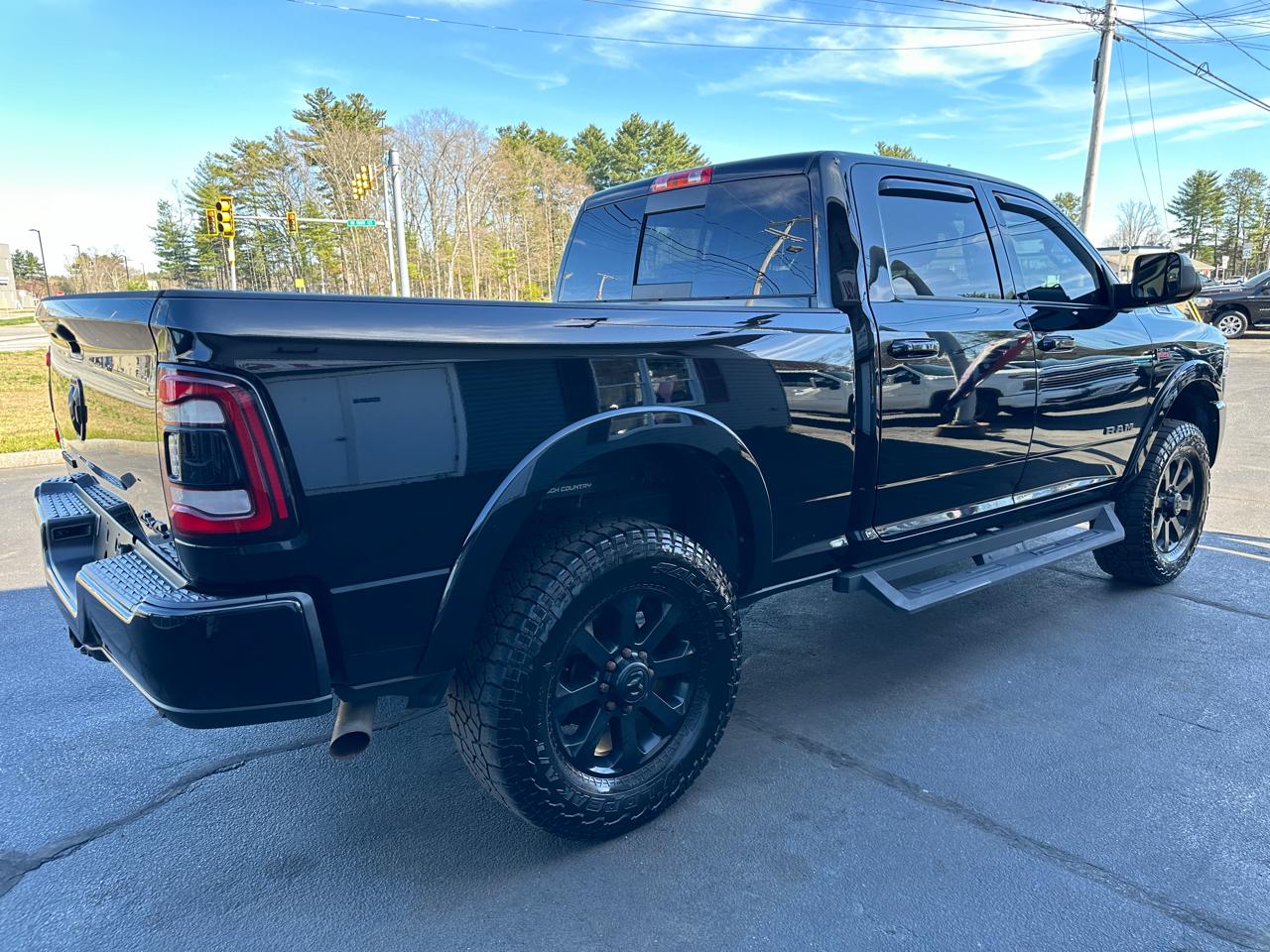 RAM 2500 Laramie Crew Cab SWB 4WD 2022