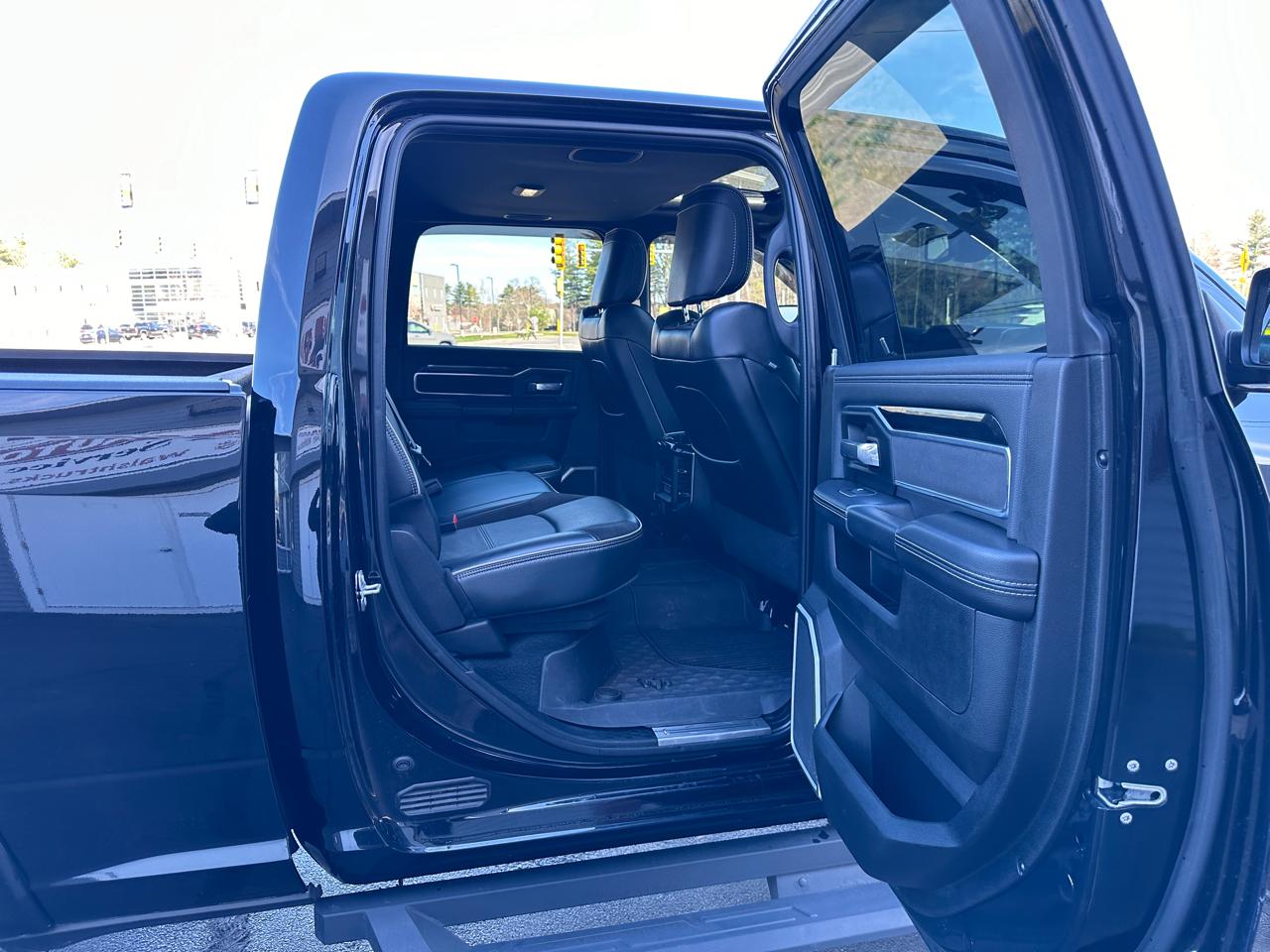 RAM 2500 Laramie Crew Cab SWB 4WD 2022