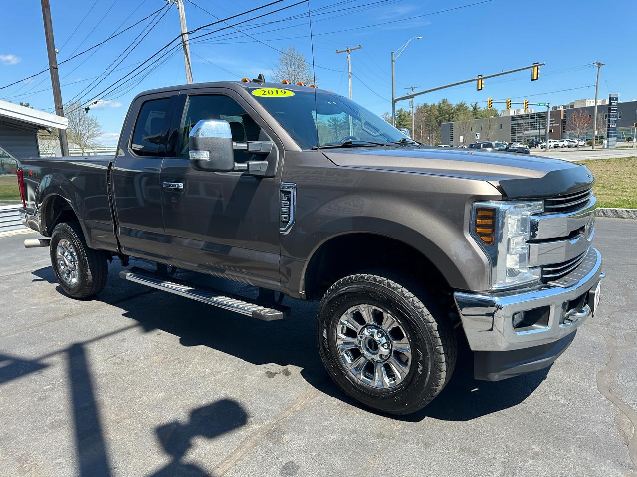 Ford F-250 SD Lariat SuperCab 4WD 2019