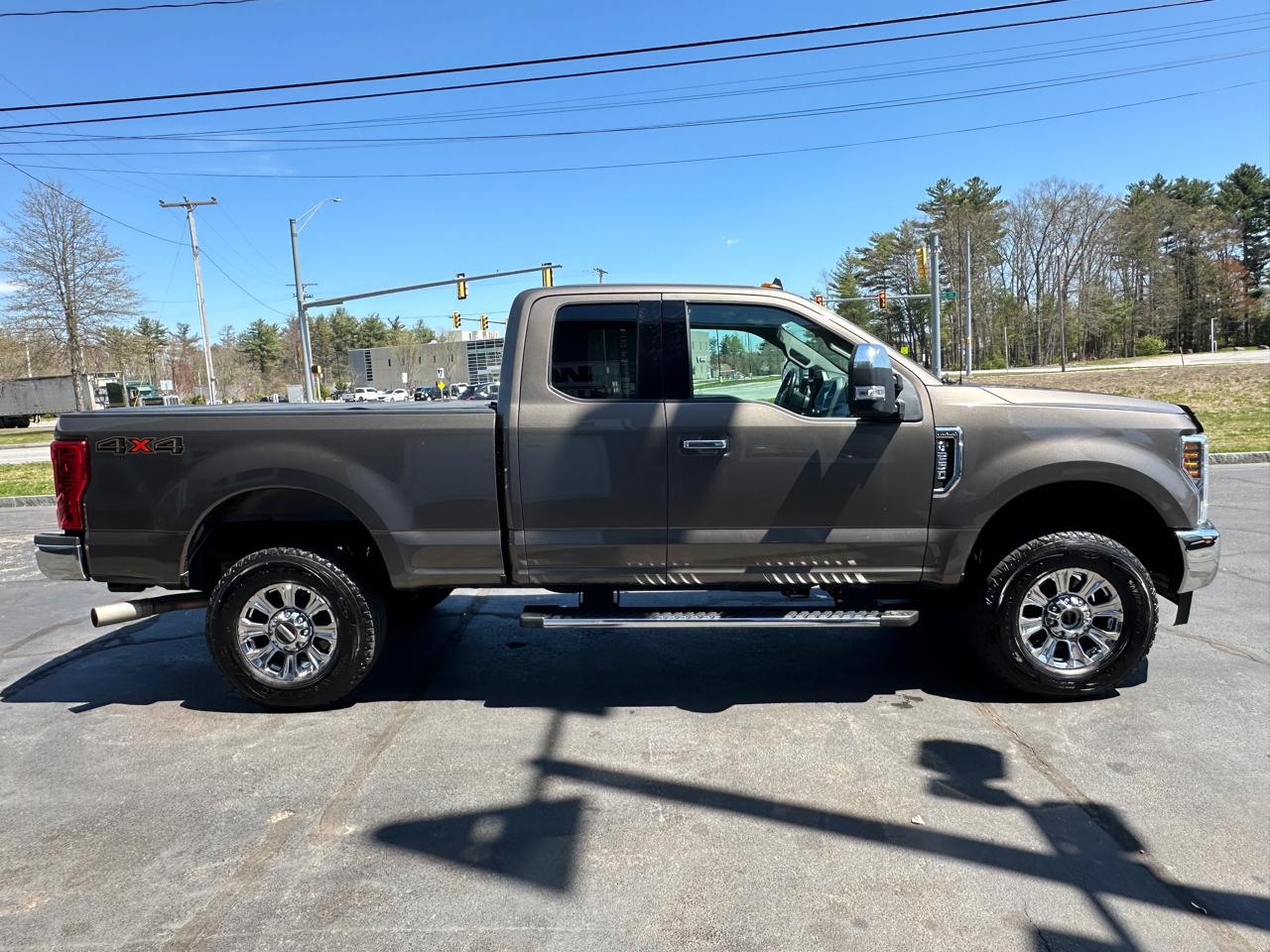 Ford F-250 SD Lariat SuperCab 4WD 2019