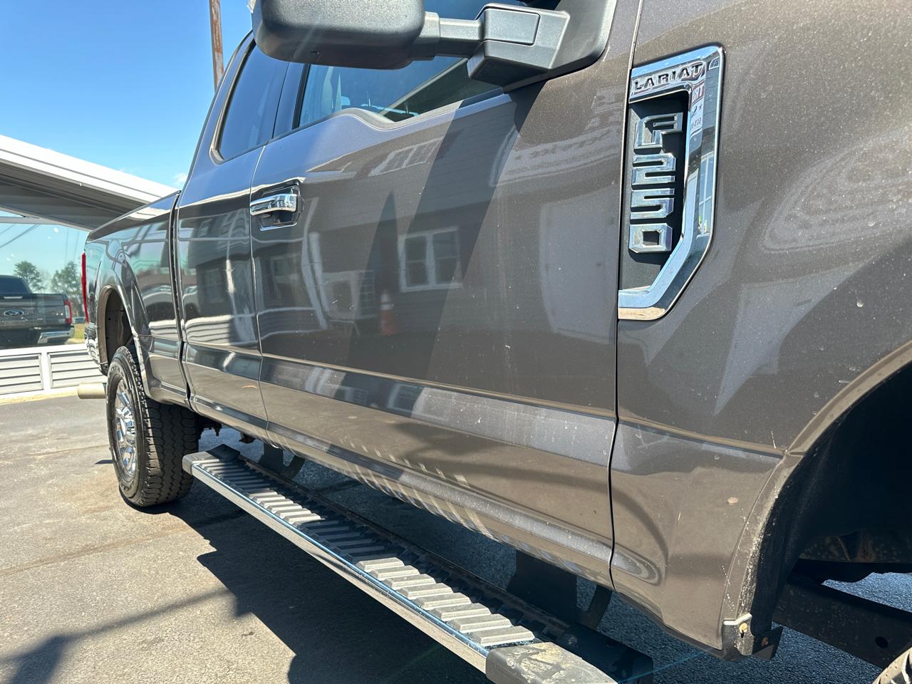 Ford F-250 SD Lariat SuperCab 4WD 2019