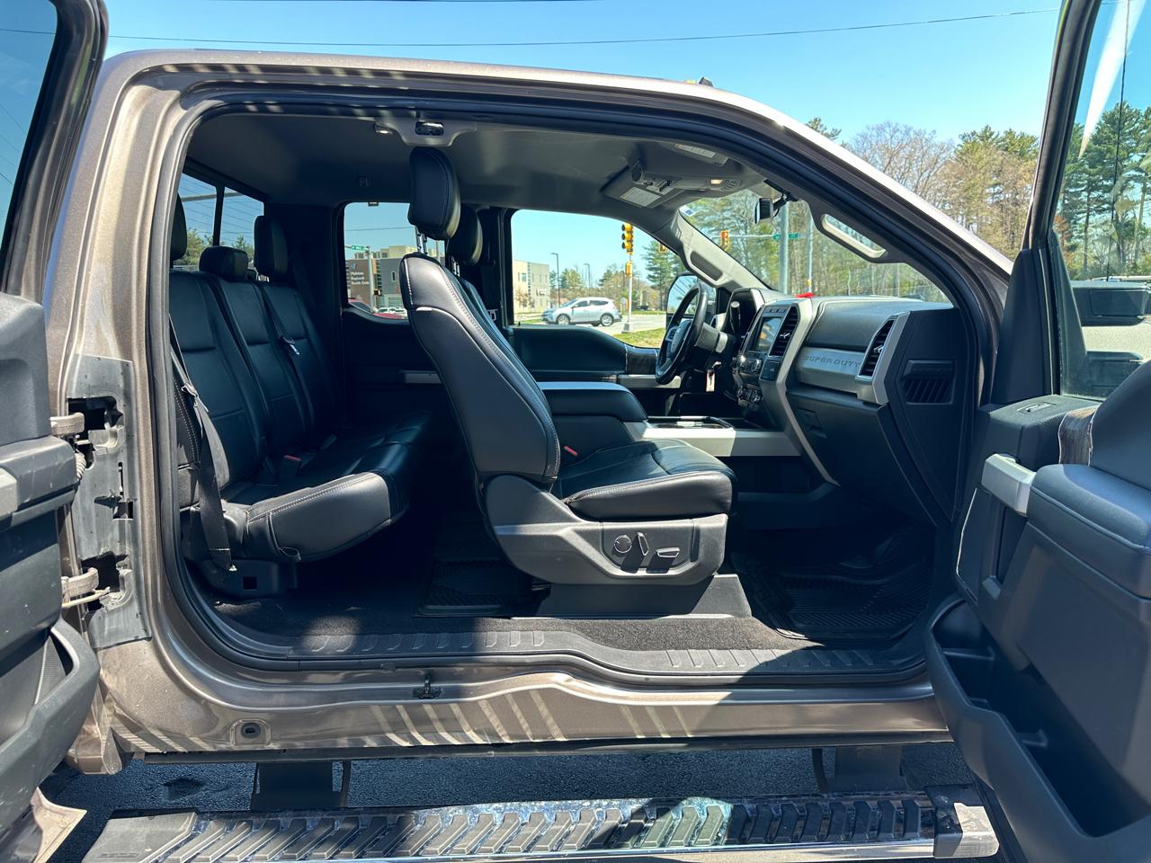 Ford F-250 SD Lariat SuperCab 4WD 2019