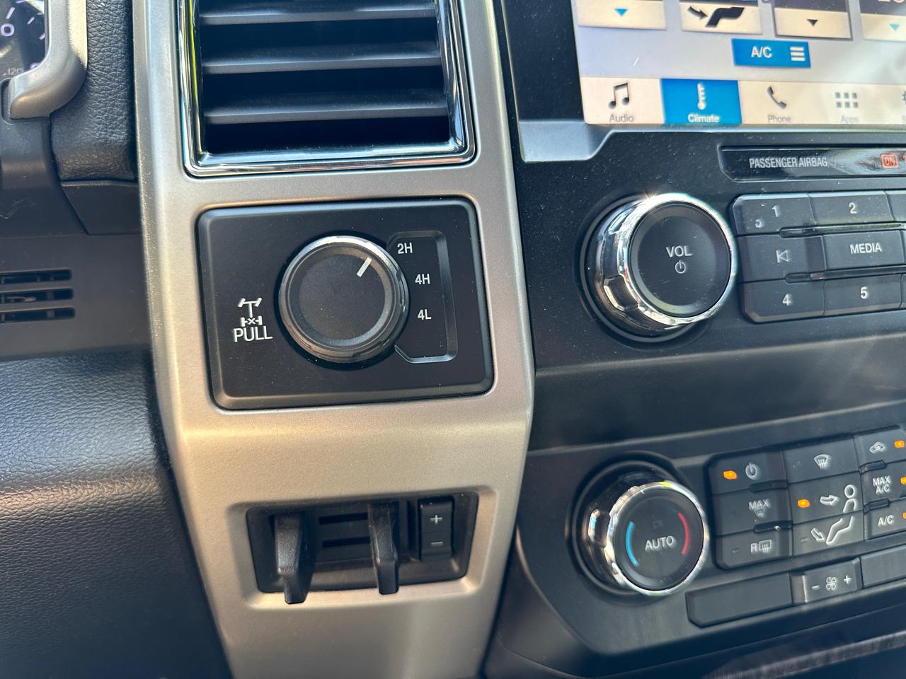 Ford F-250 SD Lariat SuperCab 4WD 2019