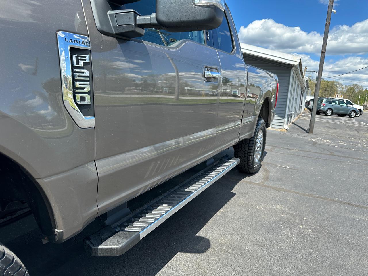 Ford F-250 SD Lariat SuperCab 4WD 2019