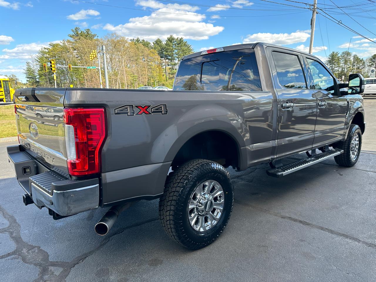 Ford F-250 SD XLT Crew Cab 4WD 2018
