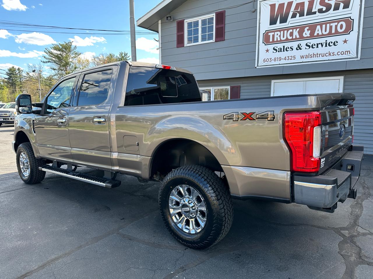 Ford F-250 SD XLT Crew Cab 4WD 2018