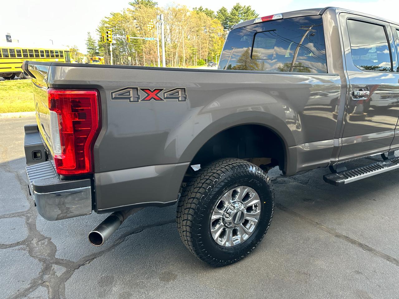 Ford F-250 SD XLT Crew Cab 4WD 2018