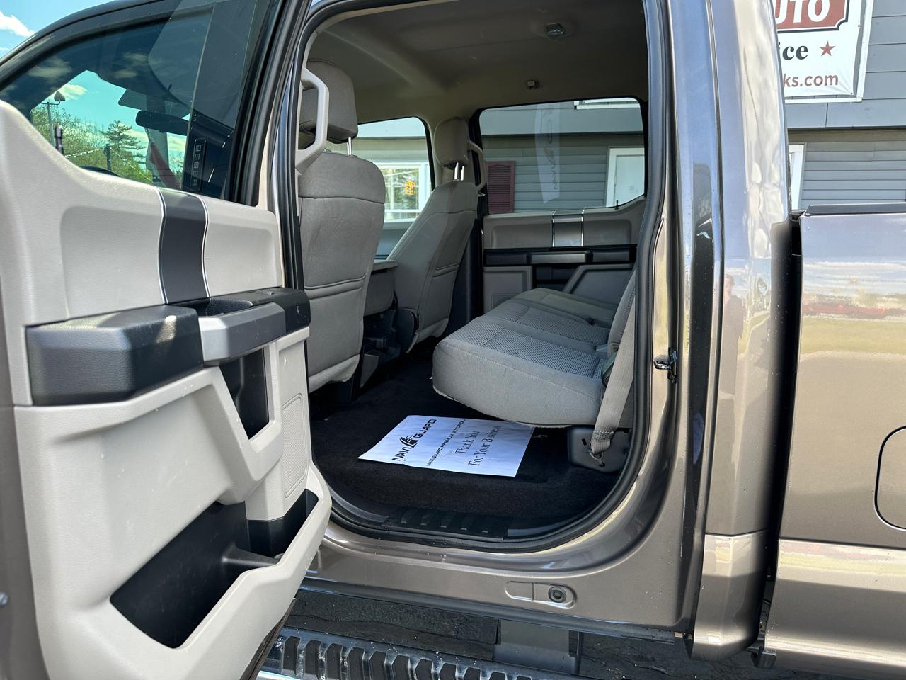 Ford F-250 SD XLT Crew Cab 4WD 2018