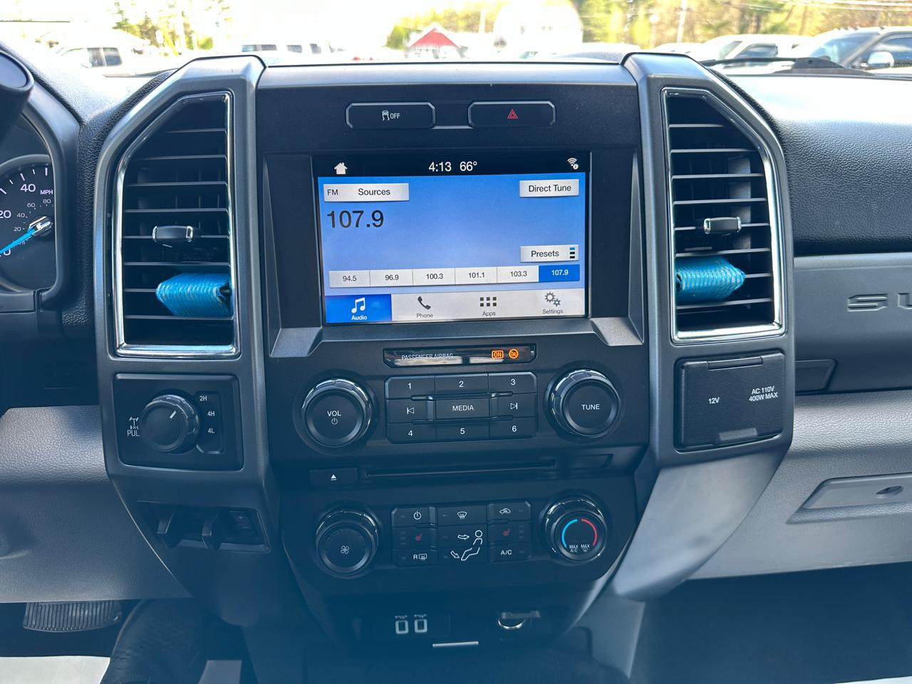 Ford F-250 SD XLT Crew Cab 4WD 2018