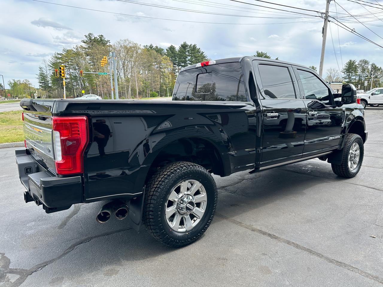 Ford F-350 SD Platinum Crew Cab 4WD 2017