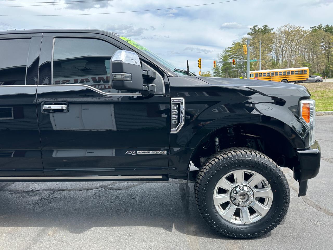 Ford F-350 SD Platinum Crew Cab 4WD 2017