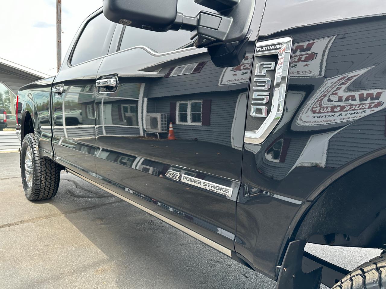 Ford F-350 SD Platinum Crew Cab 4WD 2017