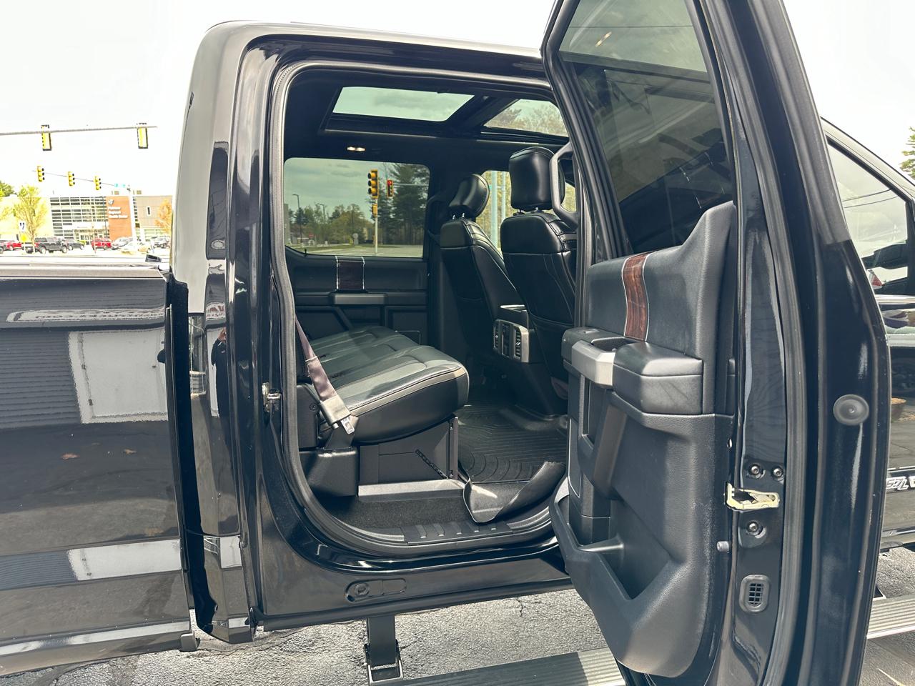 Ford F-350 SD Platinum Crew Cab 4WD 2017