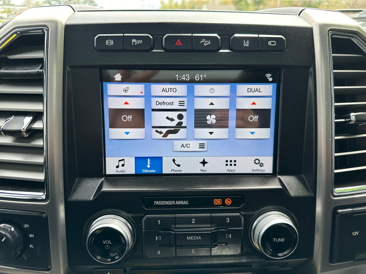 Ford F-350 SD Platinum Crew Cab 4WD 2017