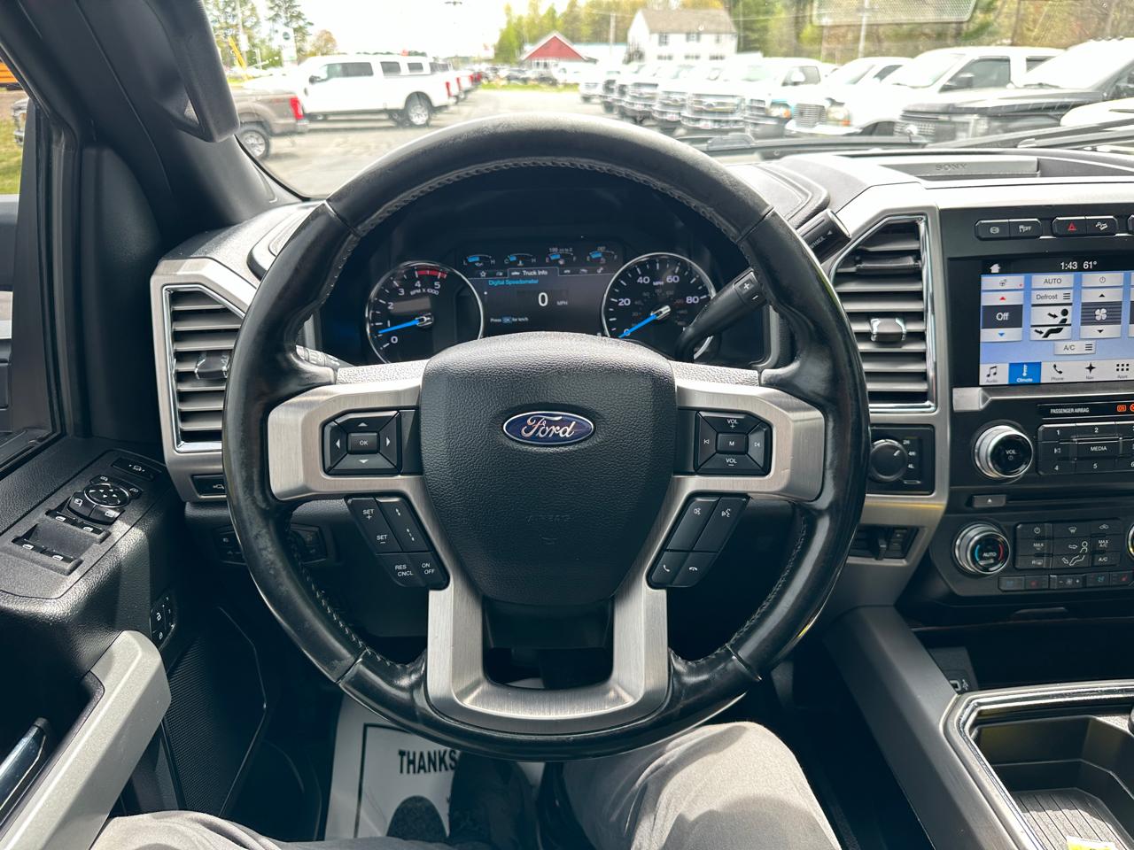 Ford F-350 SD Platinum Crew Cab 4WD 2017