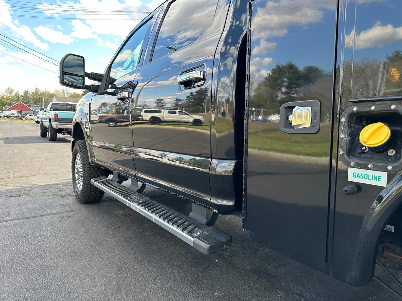 Ford F-350 SD XLT Crew Cab Short Bed 4WD 2019