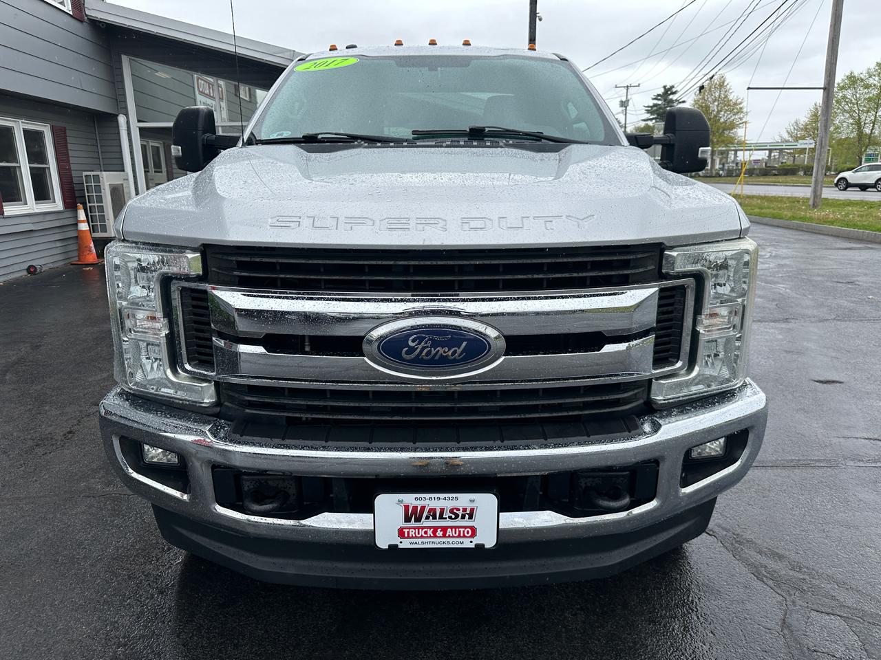 Ford F-250 SD XLT SuperCab Short Bed 4WD 2017