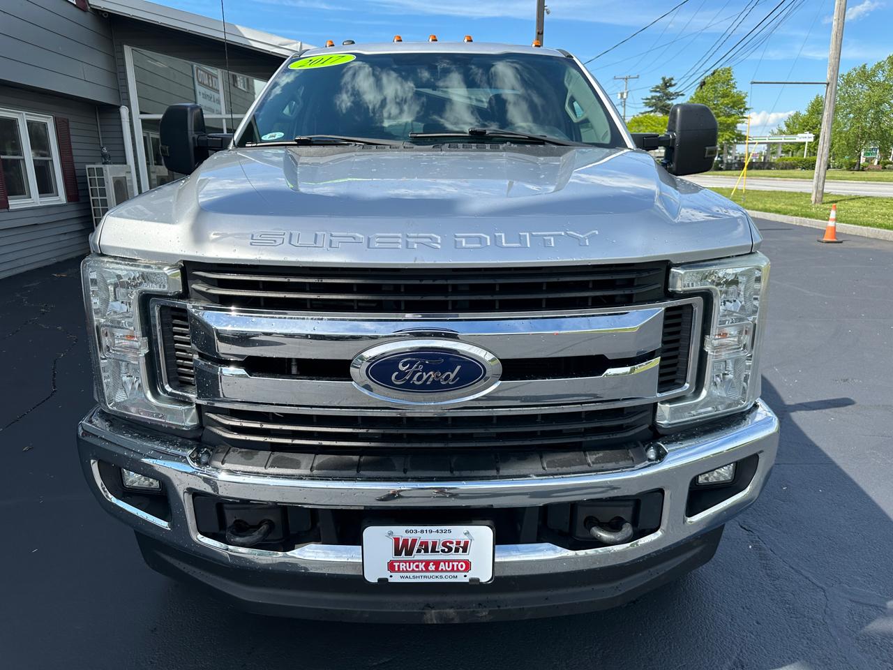 Ford F-250 SD XLT SuperCab Short Bed 4WD 2017