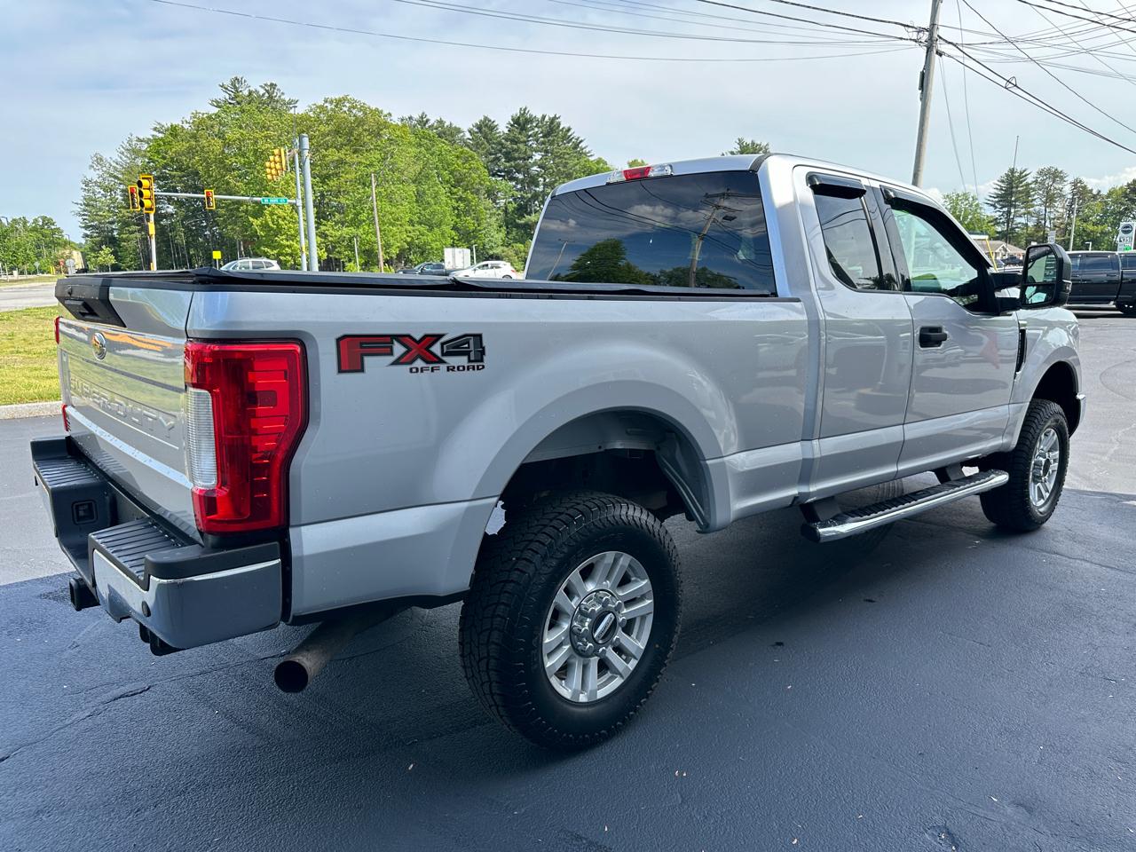 Ford F-250 SD XLT SuperCab Short Bed 4WD 2017