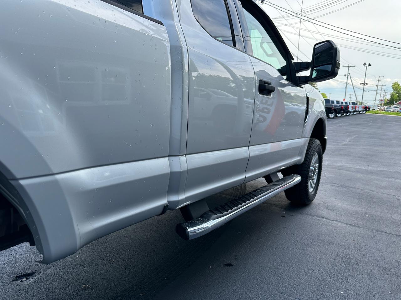 Ford F-250 SD XLT SuperCab Short Bed 4WD 2017