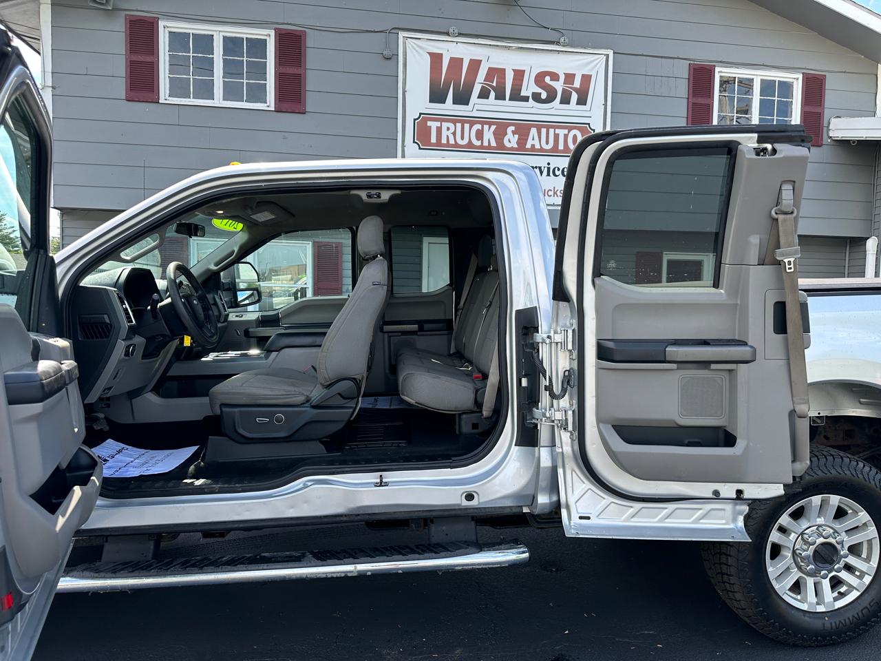 Ford F-250 SD XLT SuperCab Short Bed 4WD 2017