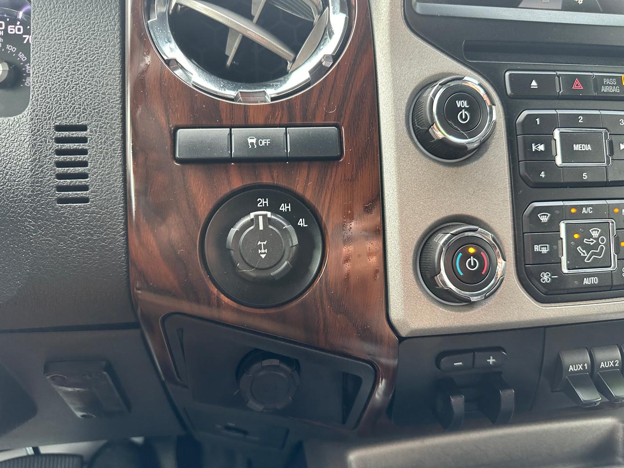 Ford F-250 SD Lariat SuperCab 4WD 2014