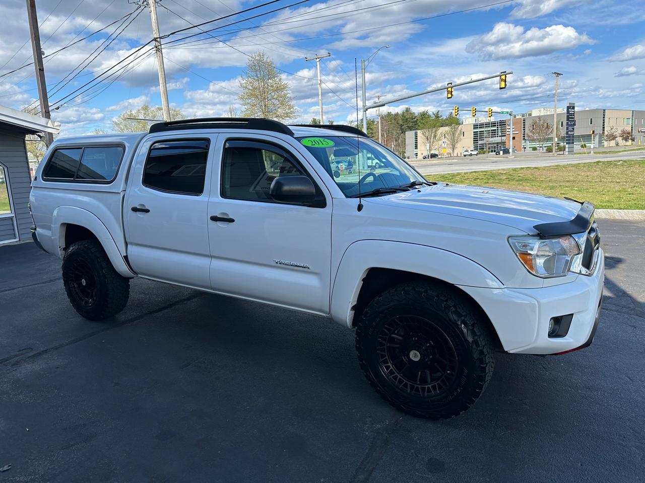 Toyota Tacoma  2015