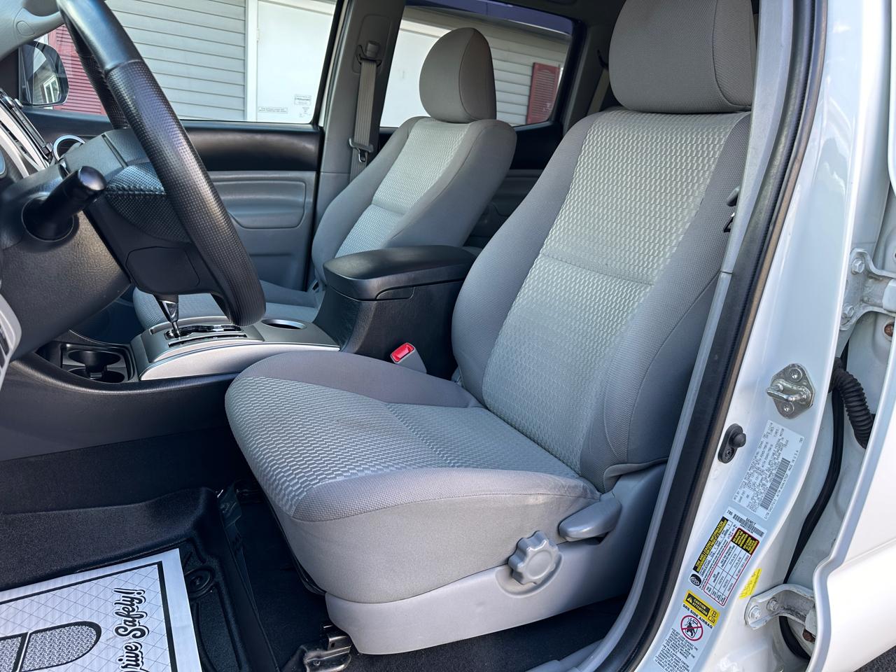 Toyota Tacoma  2015