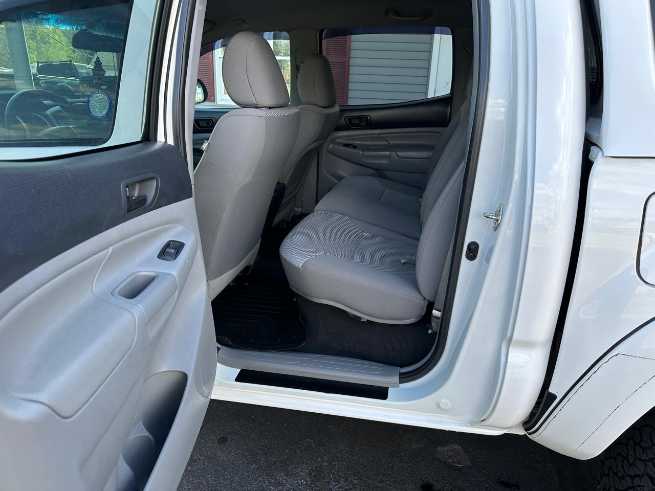 Toyota Tacoma  2015