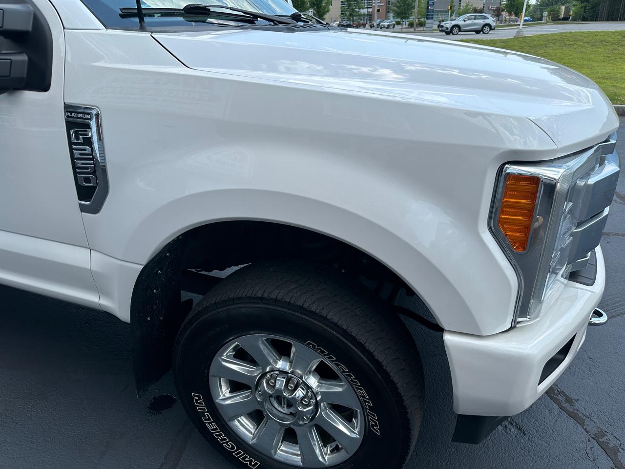 Ford F-250 SD Platinum Crew Cab 4WD 2019