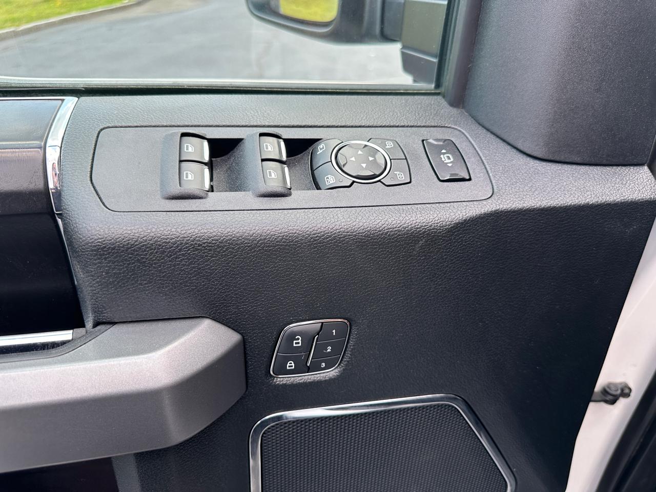 Ford F-250 SD Platinum Crew Cab 4WD 2019