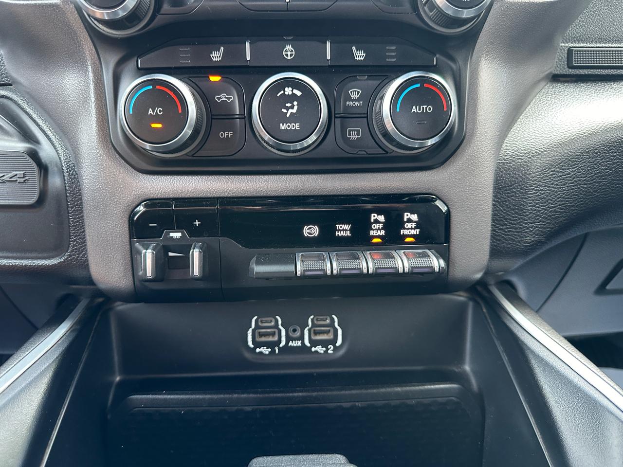 RAM 2500 Big Horn Crew Cab 4WD 2020