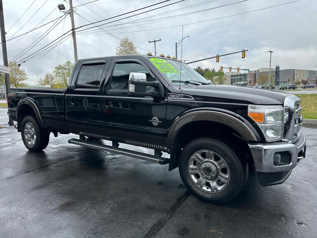 Ford F-350 SD Lariat Crew Cab Long Bed 4WD 2016