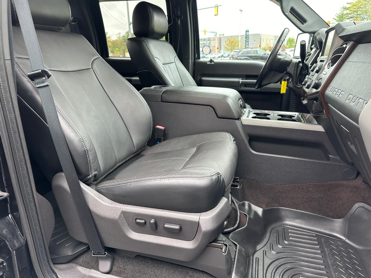 Ford F-350 SD Lariat Crew Cab Long Bed 4WD 2016