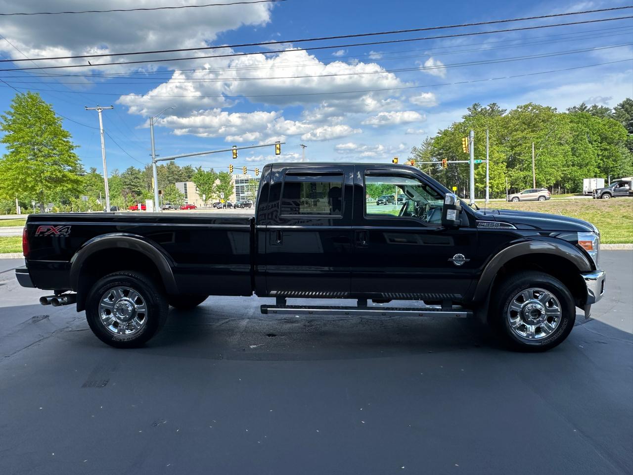 Ford F-350 SD Lariat Crew Cab Long Bed 4WD 2016