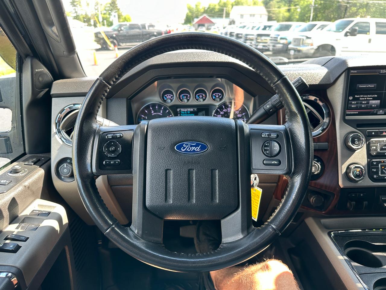 Ford F-350 SD Lariat Crew Cab Long Bed 4WD 2016